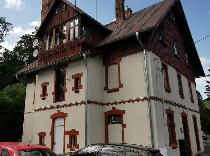 Matteo Aparts - Centrum シクラルスカ・ポレンバ